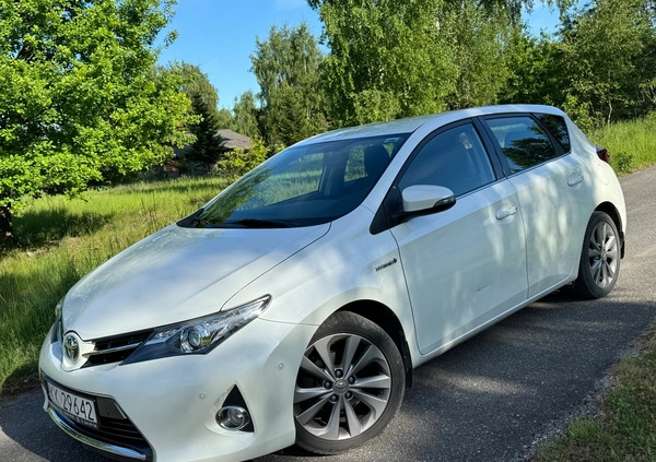 Toyota Auris cena 43999 przebieg: 161000, rok produkcji 2013 z Nowe Miasto Lubawskie małe 667